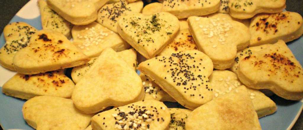 Riquísimas galletas de queso en 3 simples pasos
