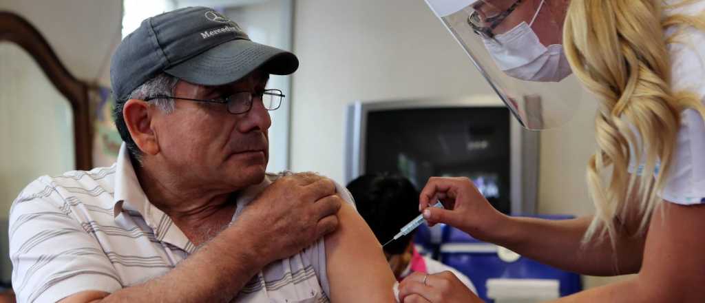 Comenzó la vacunación en geriátricos de Mendoza