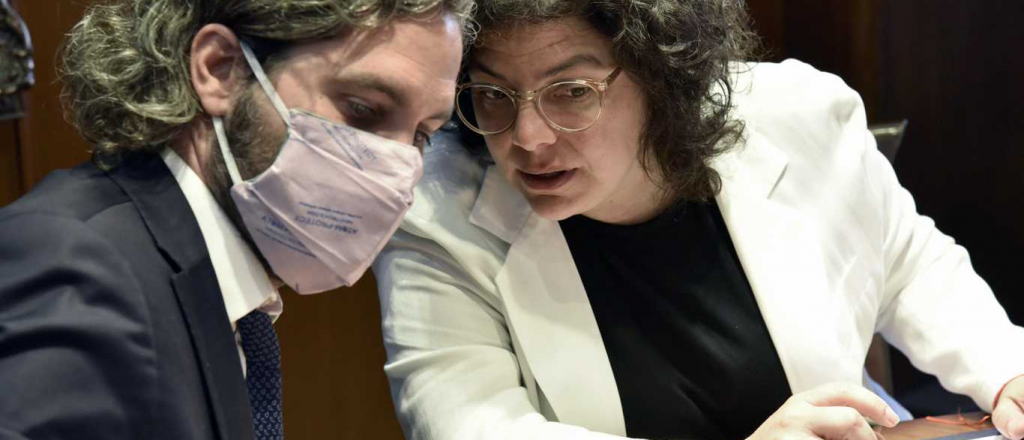 El Gobierno pidi&oacute; limitar la circulaci&oacute;n nocturna en ciudades con "alto riesgo"