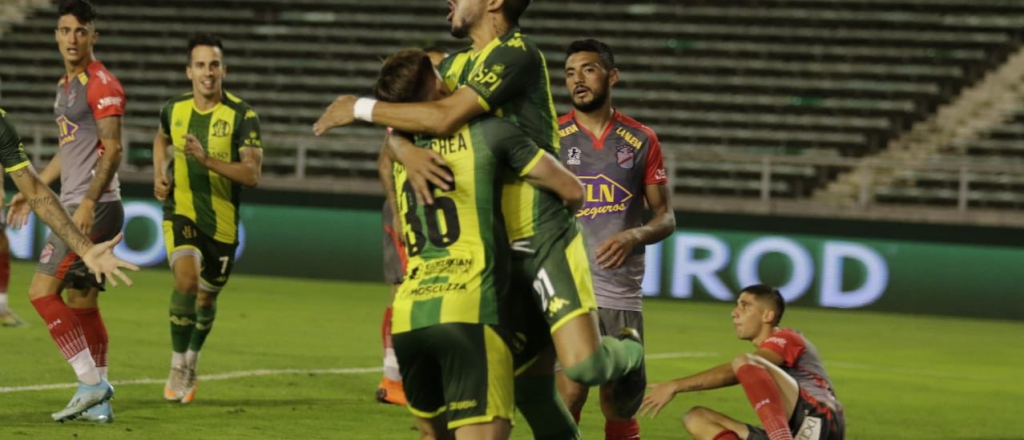 Los golazos del Aldosivi de Gago, que gole&oacute; 3 a 0 a Arsenal