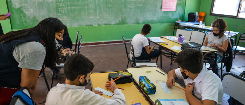 Nación quiere sumar horas de clases en primaria: qué pasará en Mendoza 