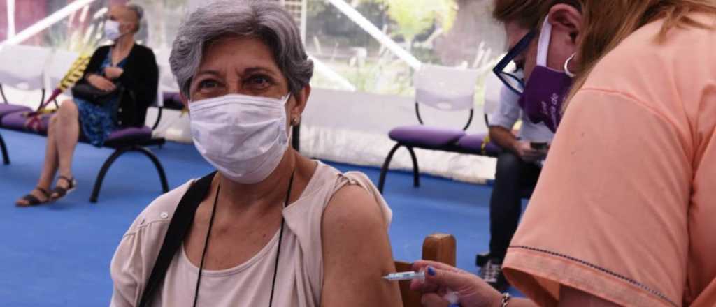 Mendoza combinará vacunas desde este viernes