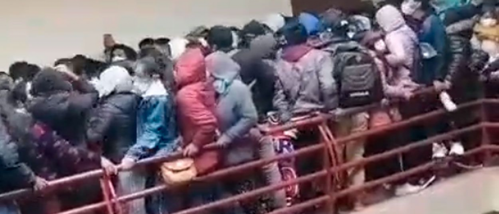 Cayeron al vac&iacute;o en una universidad y murieron 5 j&oacute;venes