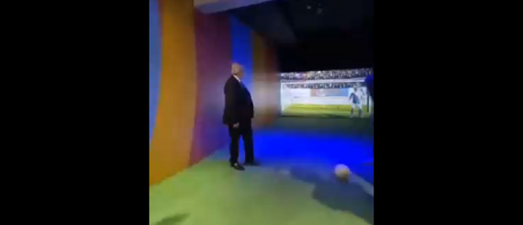 Otro lujito en Santiago: la m&aacute;quina de penales que us&oacute; Alberto