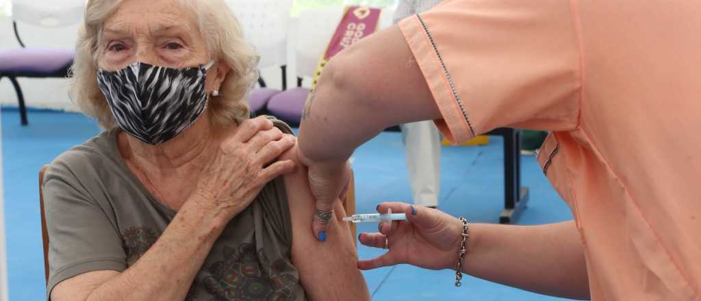 Argentina supera a Brasil en un índice de vacunación
