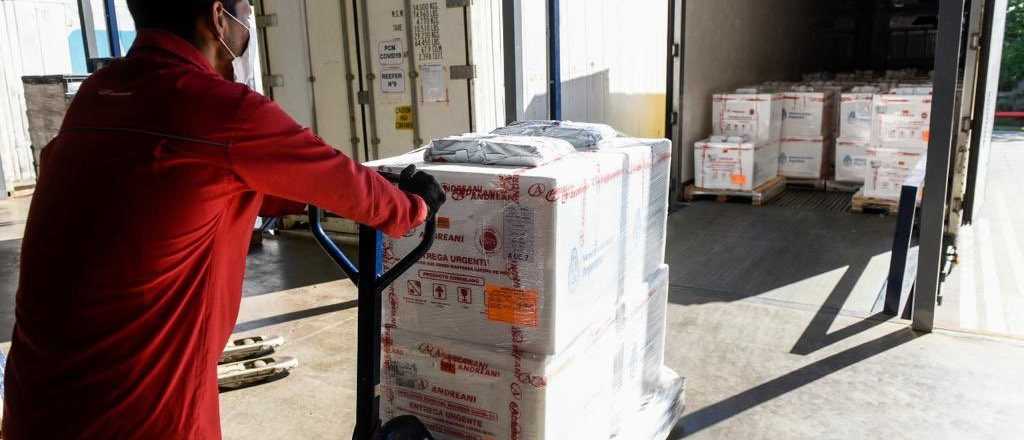 Llegan m&aacute;s dosis de la Sputnik V a Mendoza