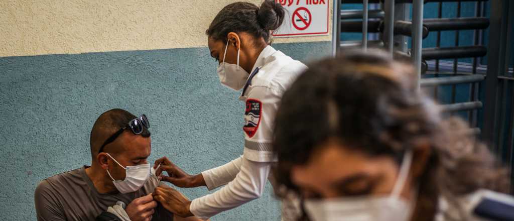 Israel vacunar&aacute; a palestinos con permiso de trabajo