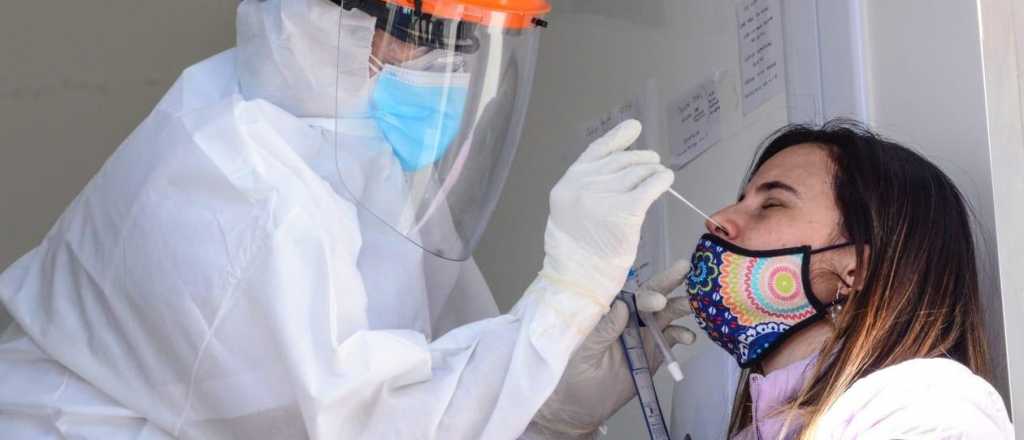 Martes negro: más de mil casos de coronavirus y 25 muertos en Mendoza