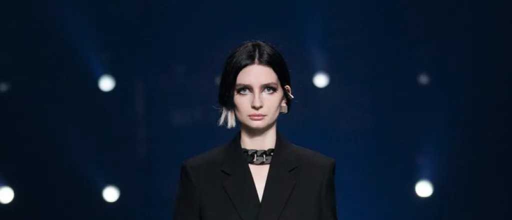 La hija de Paul Walker deslumbró en la pasarela de Givenchy