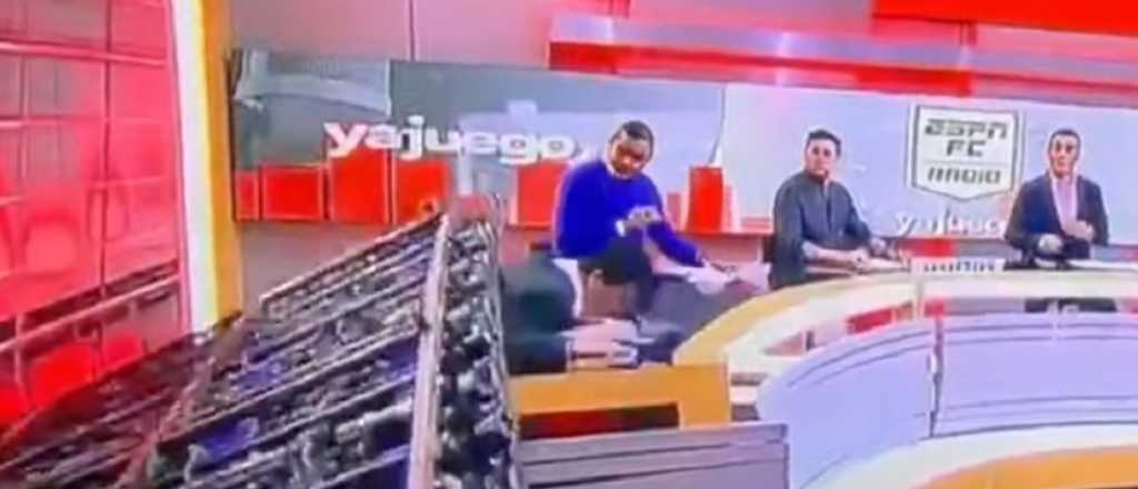 Video: televisor gigante aplasta a un periodista deportivo en vivo