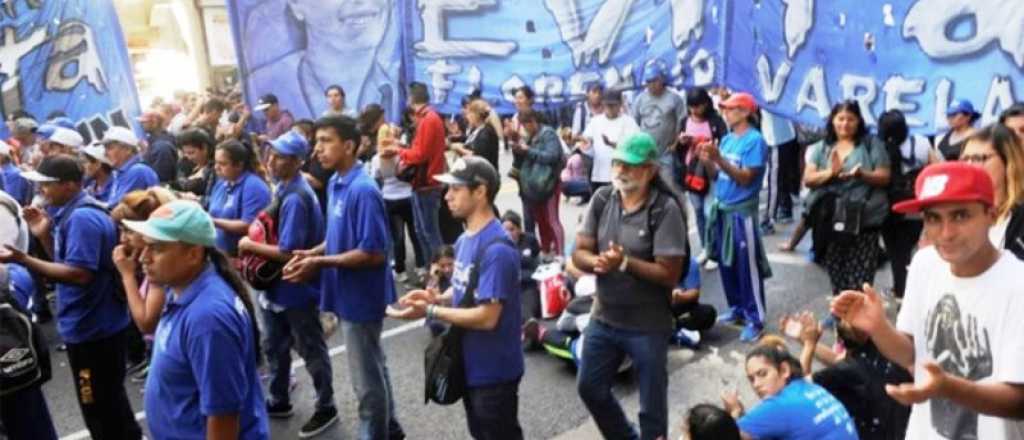 M&aacute;s $1.400.000 en una camioneta con militantes del Movimiento Evita