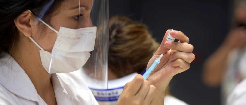Mendoza aplicará hoy las últimas 3.400 vacunas que le quedan