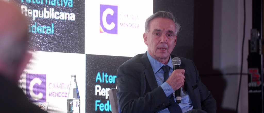 Pichetto en Mendoza busc&oacute; aliados para su "Alternativa Republicana"