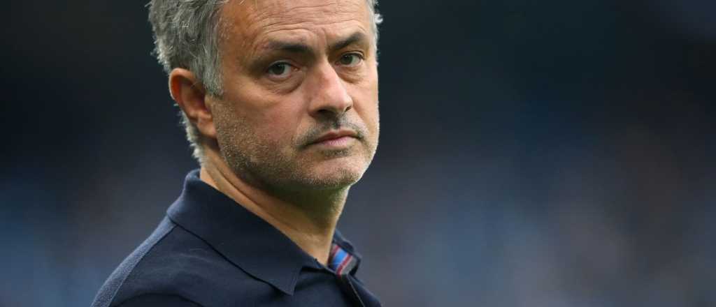 Bomba: Mourinho fue despedido de la Roma y lo reemplazará un ex Boca 
