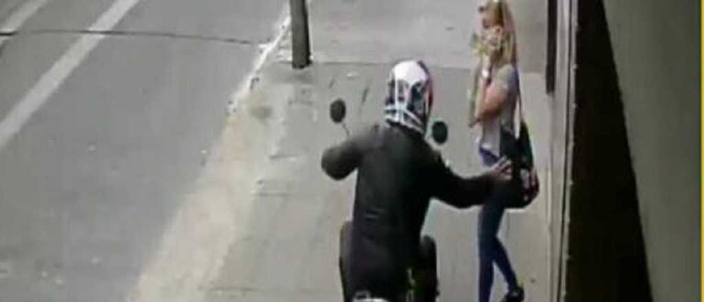 Video: muri&oacute; una psic&oacute;loga por el ataque de un motochorro