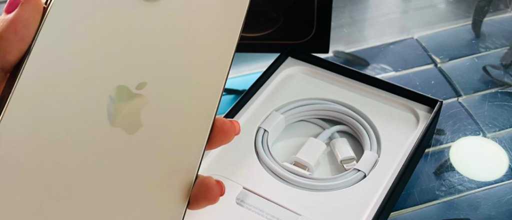 Los iPhone 13 podr&iacute;an tener conexi&oacute;n satelital