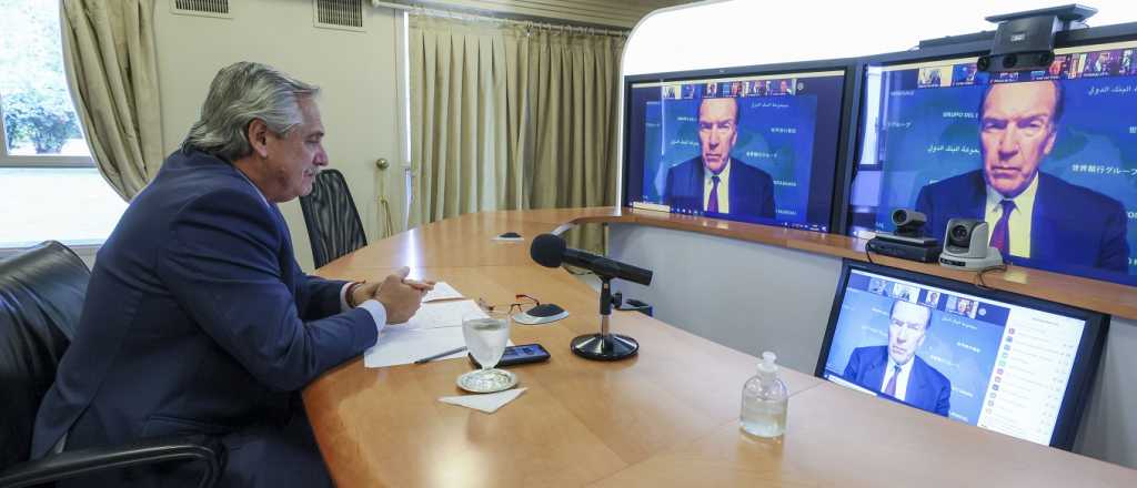 Alberto contradijo a Cristina y dijo que el pa&iacute;s "honrar&aacute; sus deudas"