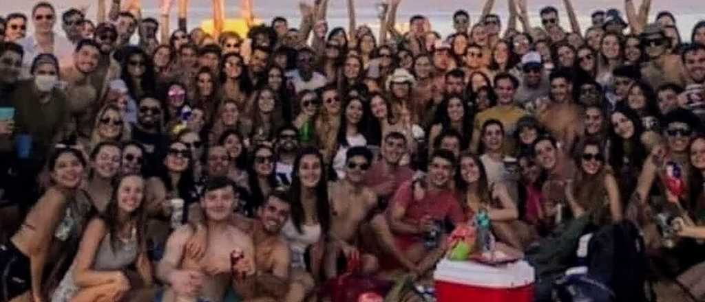 Alumnos de Medicina de fiesta clandestina en una playa en Rosario