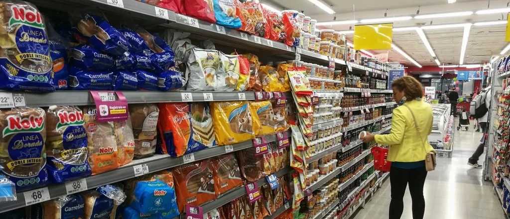 Los argentinos compran menos alimentos