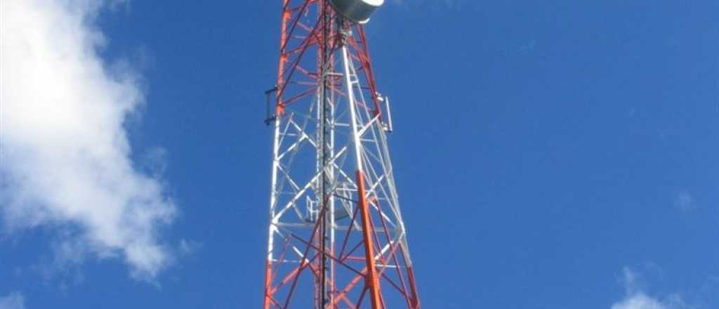 En Chacras reclaman por la instalación clandestina de una antena