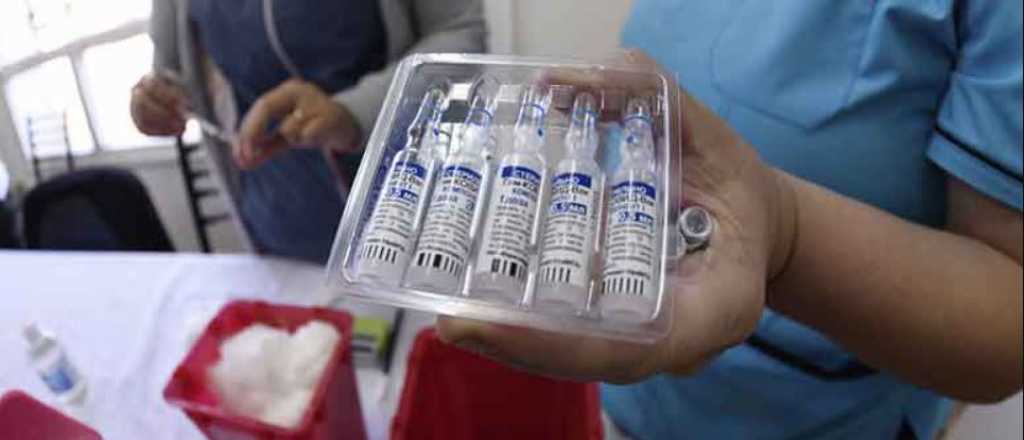 Godoy Cruz habilitó un nuevo centro de vacunación en la ex Dinaf