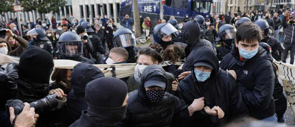Casi 70 detenidos en Berlín en  una protesta contra las restricciones