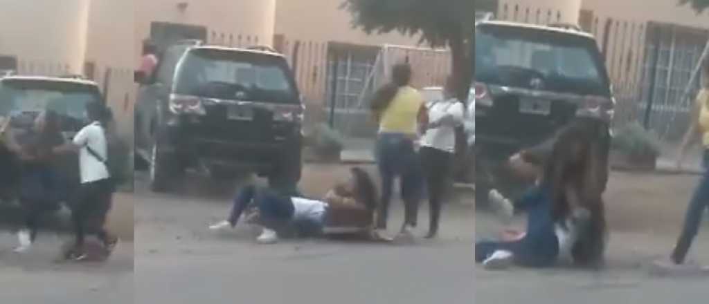 Video: brutal golpiza entre alumnas de una escuela de Santa Rosa