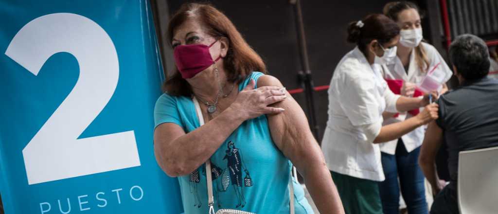 Mendoza ya inscribe para vacunar a grupos de riesgo entre 50 y 59 años