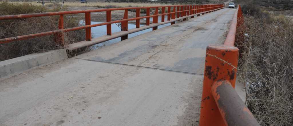 Un ciclista lucha por su vida luego de ser atropellado en Tunuy&aacute;n
