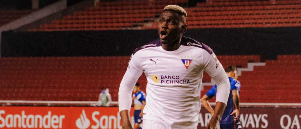 V&eacute;lez cay&oacute; en la altura de Ecuador