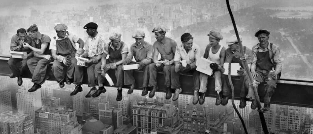 La historia detr&aacute;s de la foto emblem&aacute;tica del D&iacute;a del Trabajador