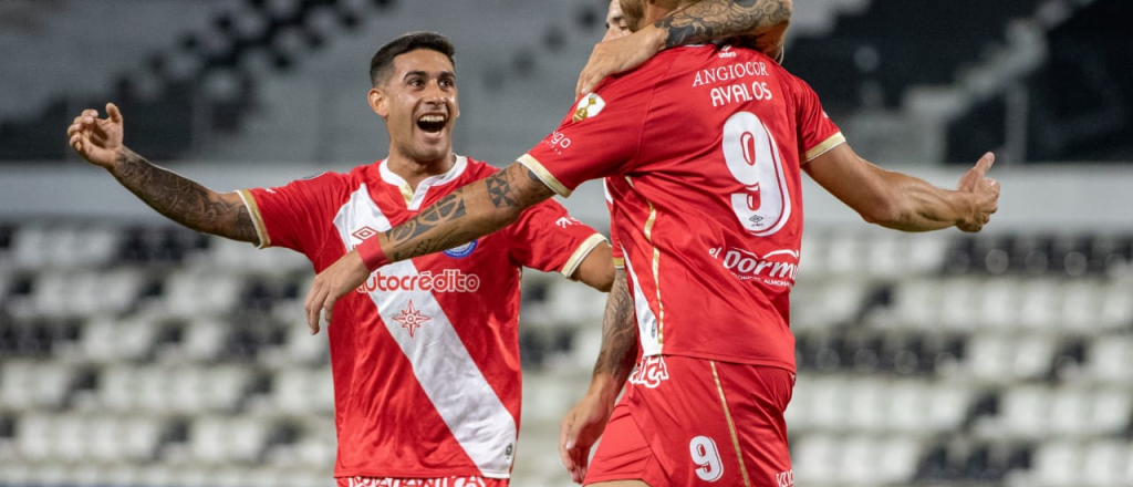 Argentinos gan&oacute; en Colombia y tiene puntaje perfecto