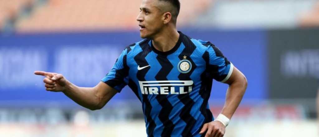 Chile delira con &eacute;l: los dos golazos de Alexis en 10 minutos