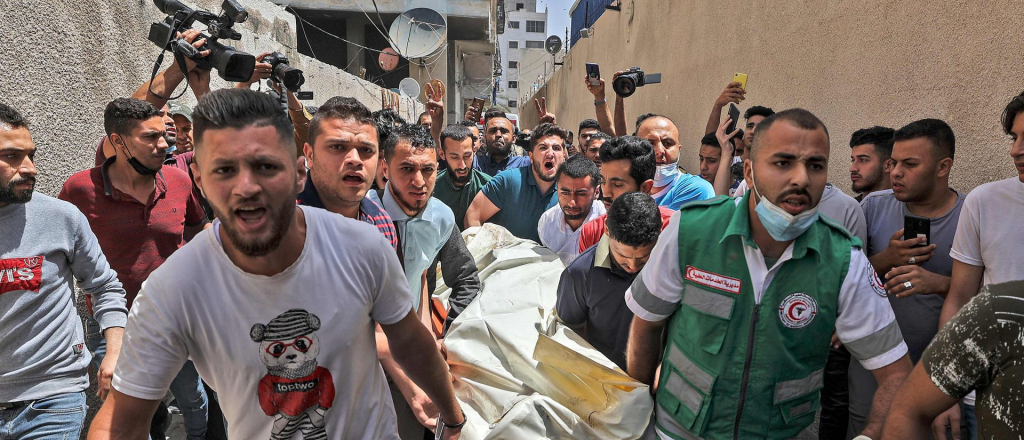 Hamas lanz&oacute; un ataque con 130 cohetes contra Israel