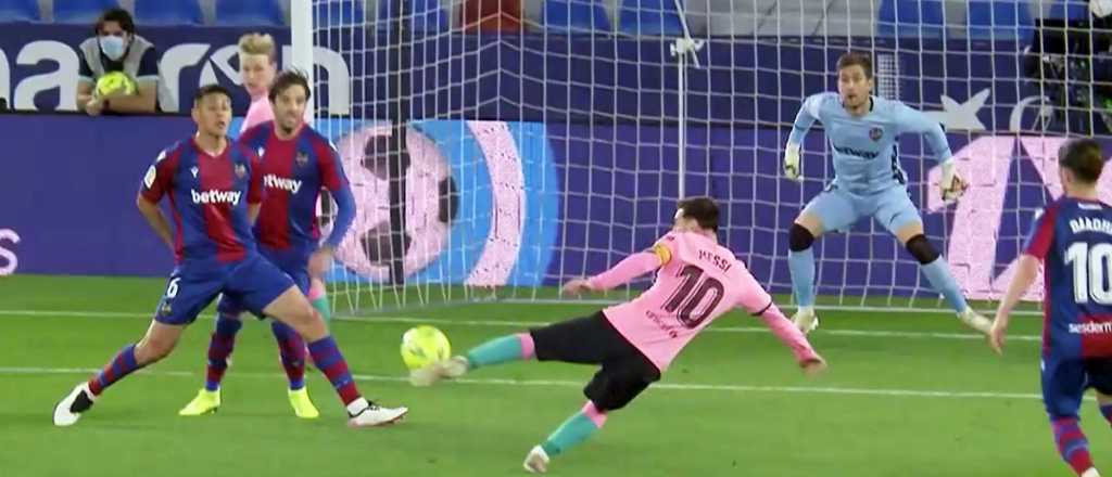 Messi es una bestia: el golazo de tijera que le metió al Levante