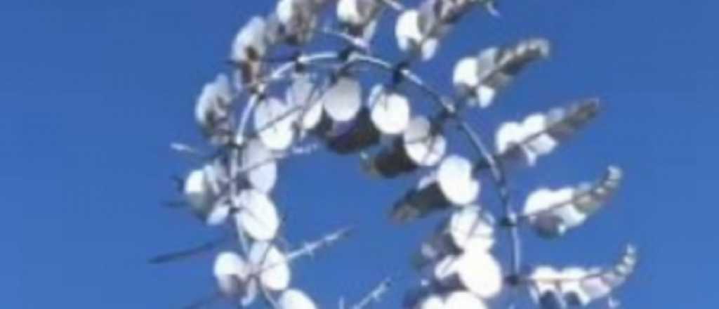 Acusan a San Rafael de plagiar una obra de un artista norteamericano