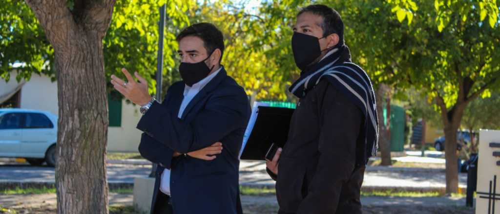 El intendente de La Paz ret&oacute; a empleados por "estar haciendo boludeces"