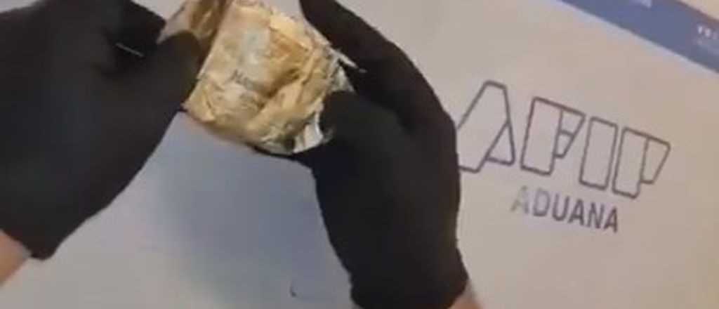 Video viral: encuentran alfajores rellenos de cocaína