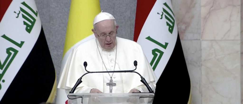 Francisco advierte sobre el "espiral de muerte" en Medio Oriente