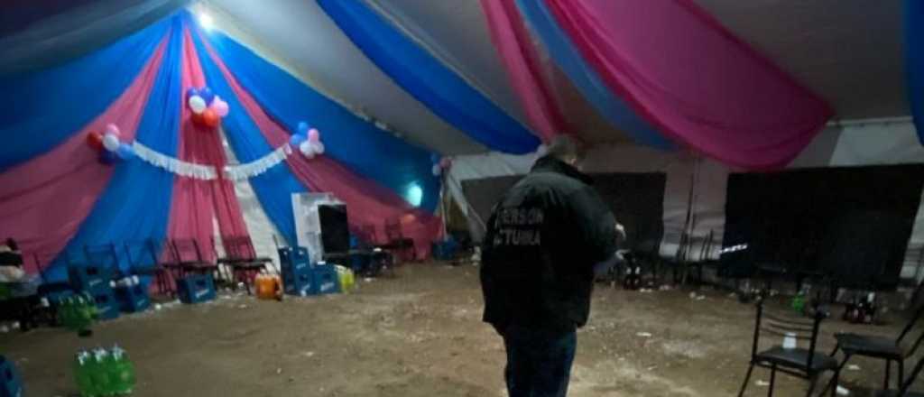 Bautismo clandestino en Luján: 100 personas abarrotadas de alcohol