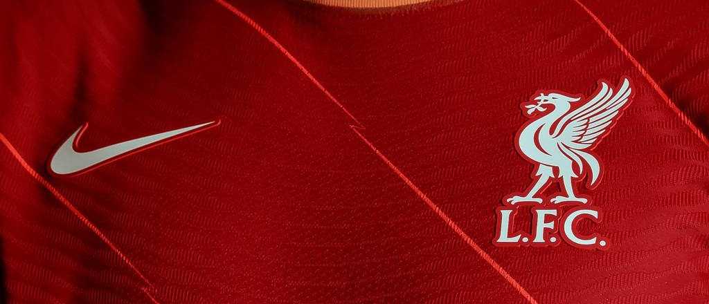 Nike lanzó la nueva camiseta del Liverpool pero no gustó