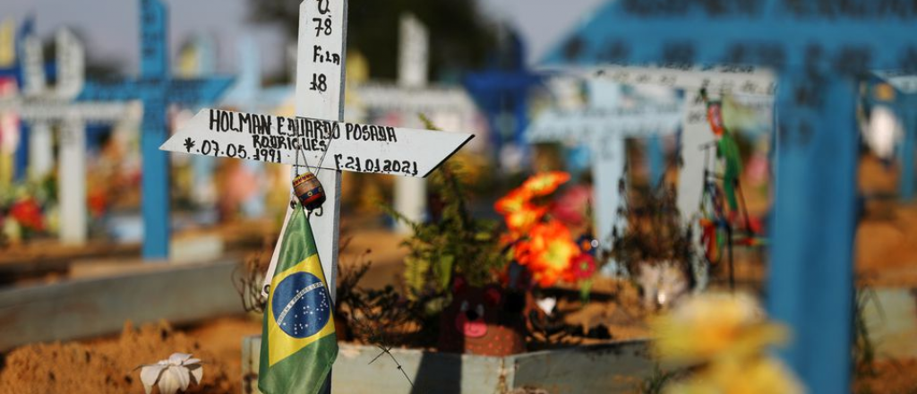 Las muertes por covid en América Latina superan el millón