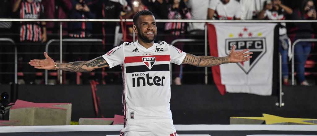 S&atilde;o Paulo gan&oacute; el Paulistao y Dani Alves sum&oacute; un nuevo t&iacute;tulo