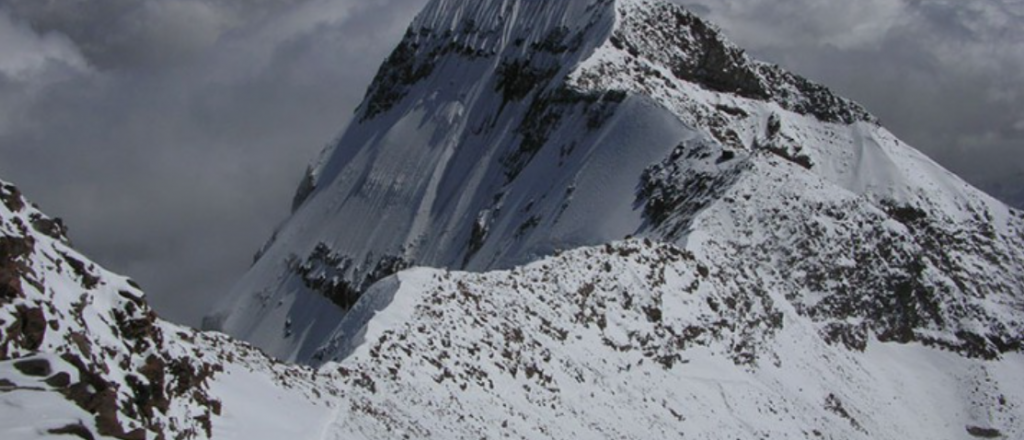 El glaciar mendocino que resiste el cambio clim&aacute;tico y no se derrite