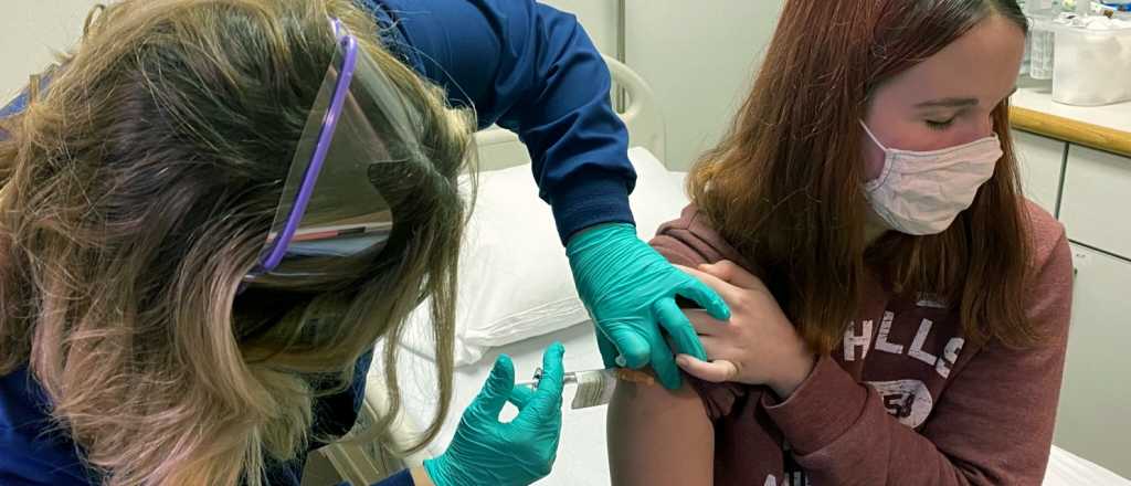Moderna promociona su vacuna para el público adolescente
