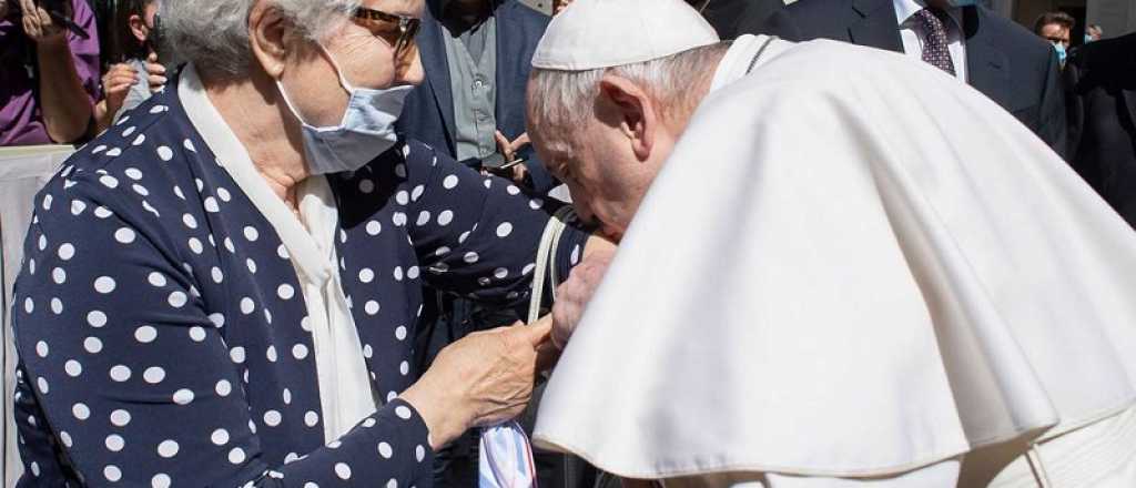 El conmovedor gesto del Papa con una sobreviviente de Auschwitz