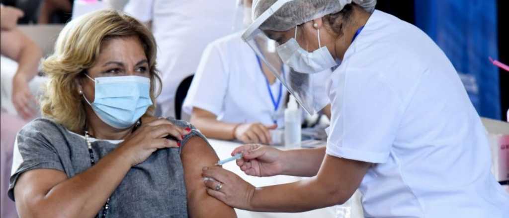 Vadillo, contra la vacunación de 1.500 judiciales en Mendoza