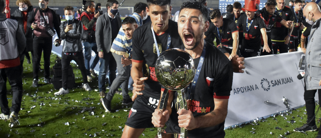 Colón goleó a Racing y es el nuevo campeón del fútbol argentino