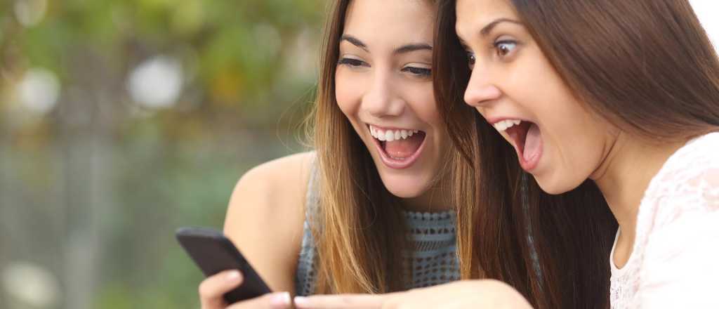 C&oacute;mo enviar emojis gigantes por WhatsApp