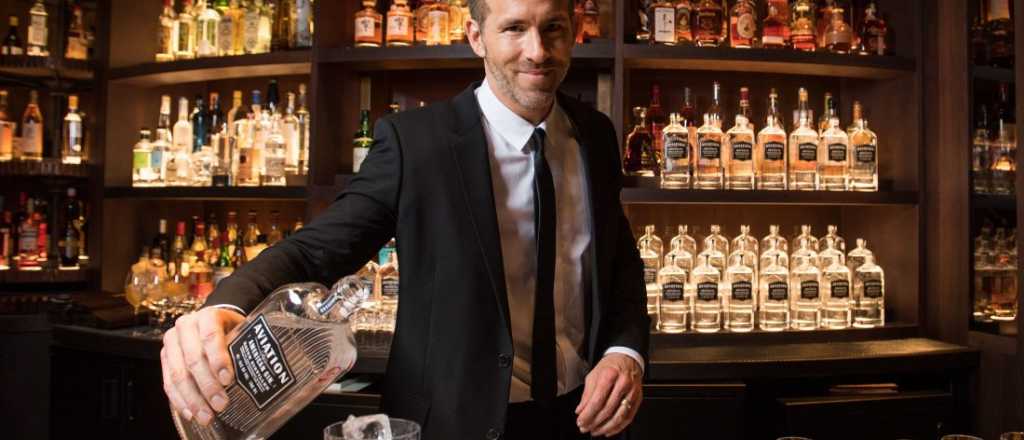 Por qu&eacute; Ryan Reynols prepara un trago llamado "La Vasectom&iacute;a"